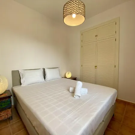 Villa Roca De Leones By United Renters Campell
