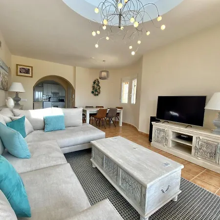 Roca De Leones By United Renters