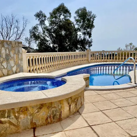 Villa Roca De Leones By United Renters Campell