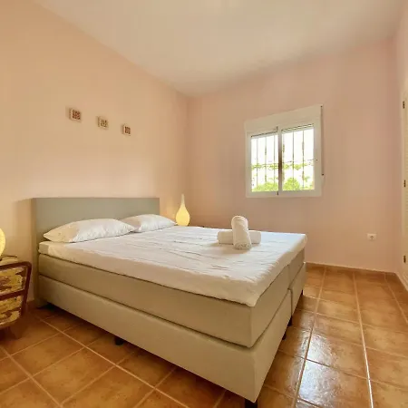 Villa Roca De Leones By United Renters *